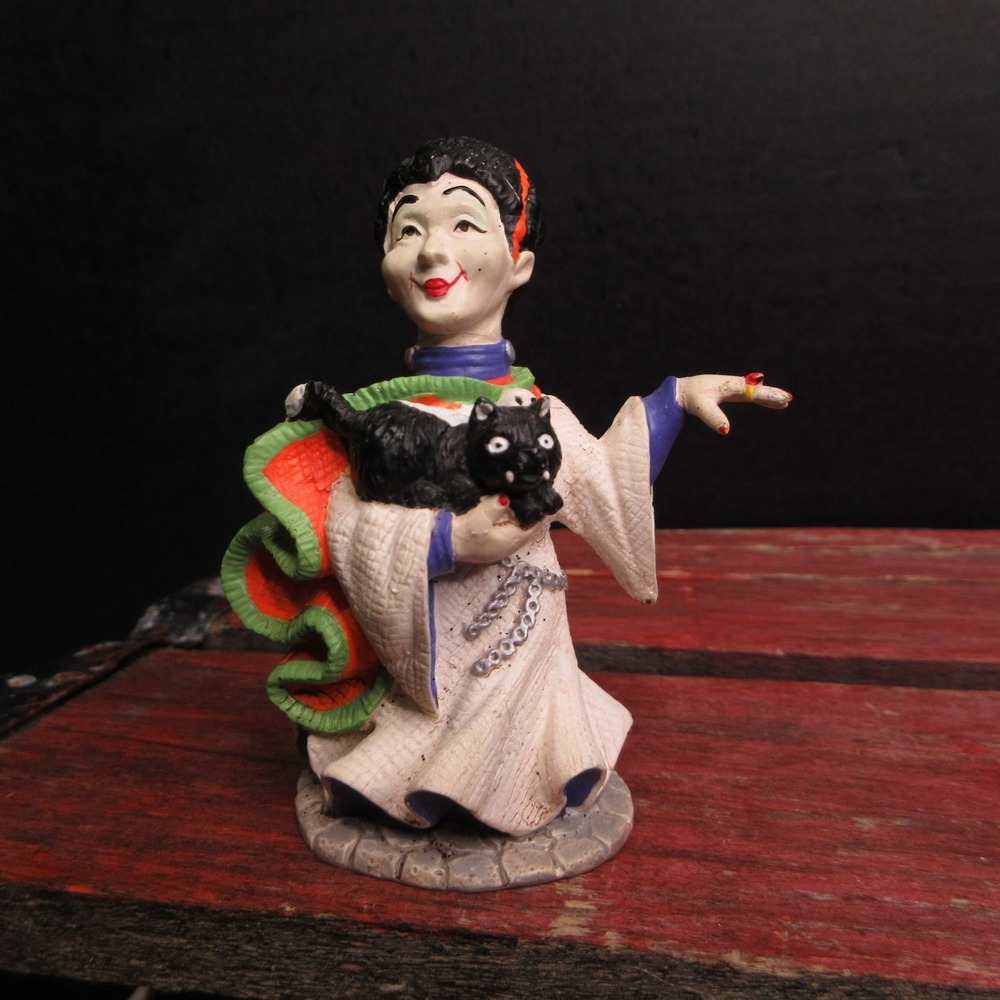 VTG Halloween Witch Figurine Scary Woman Holding Black Cat & Snake Spooky Decor